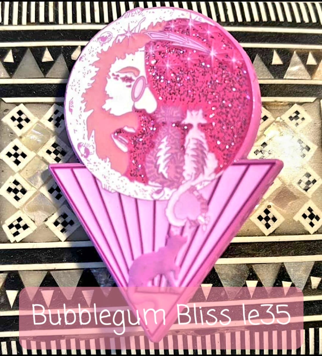 Cats Under the Jerry Moon - Bubblegum Bliss le35