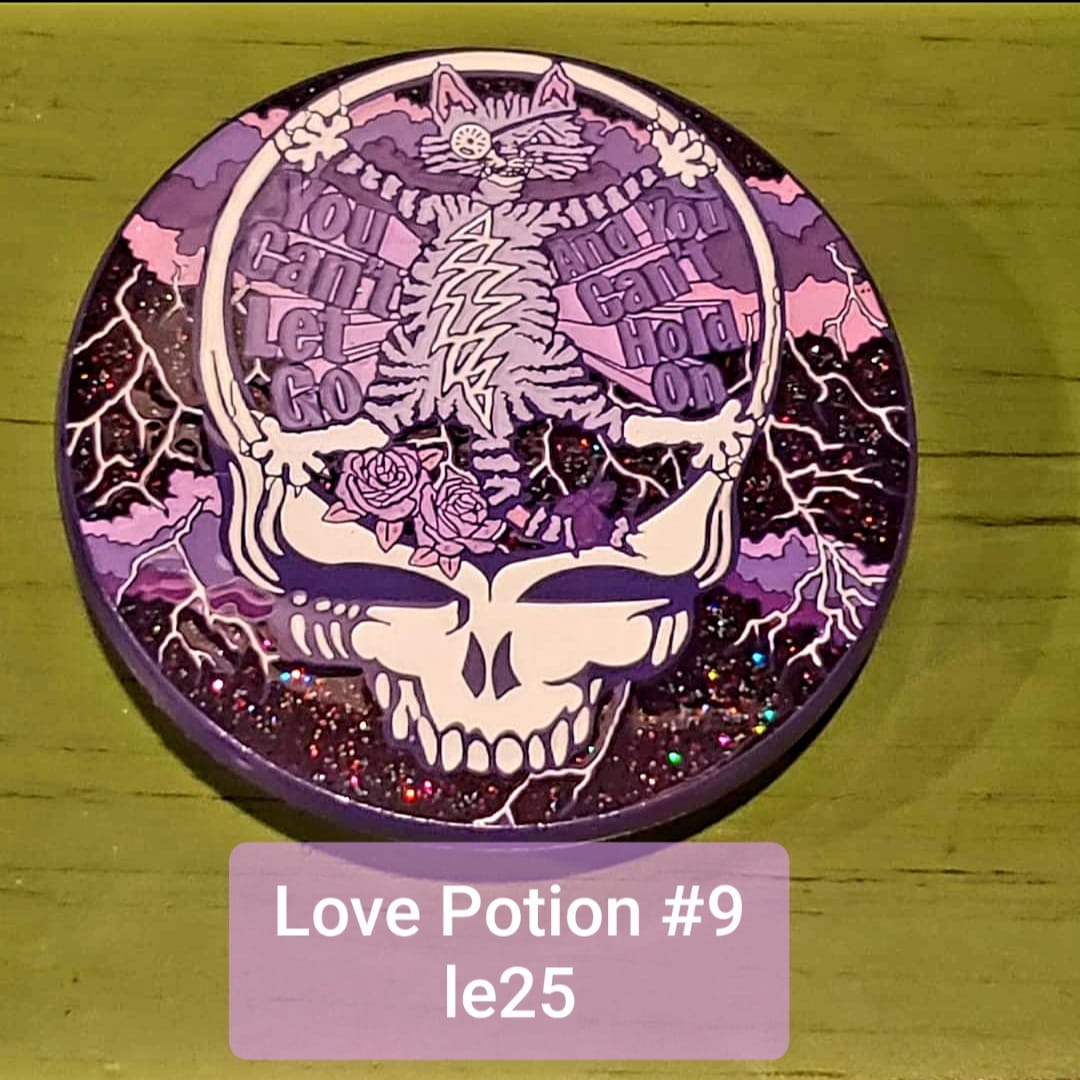 The Wheel Stealie - Love Potion #9 le25
