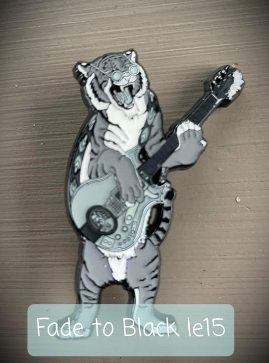 Tiger Jam - Fade to Black le15