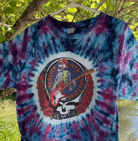 NFA shirt Red Guitar - Red Roses